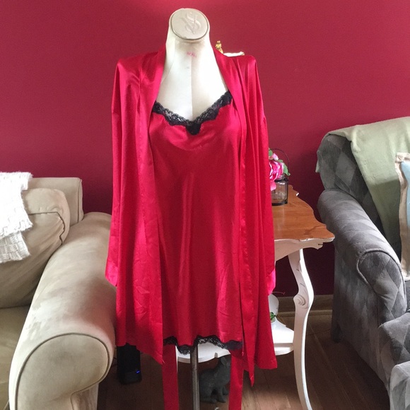 Victoria's Secret Other - Red Victoria’s Secret cami and robe Large
